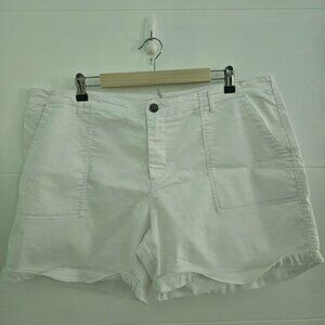 Canyon River Blues White Shorts